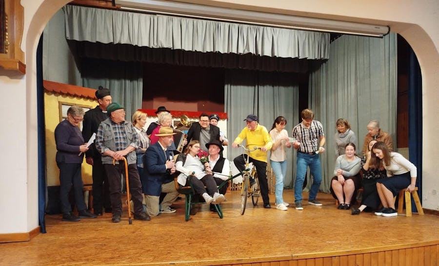 PREMIERA KOMEDIJE: JESENSKA POROKA - DRUGI DEL